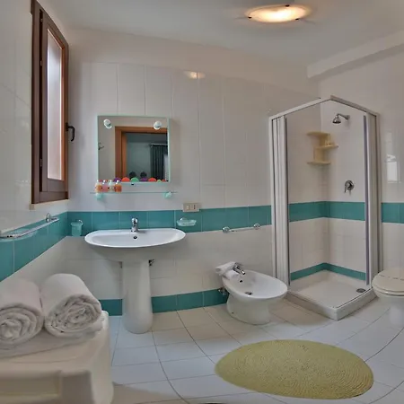 Hotel Halimeda 2*