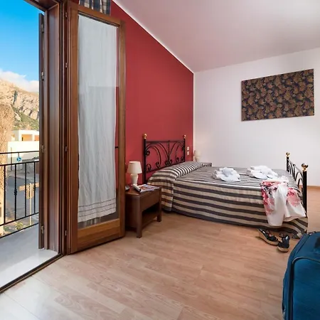 Hotel Halimeda 2*