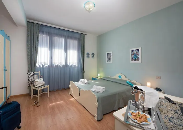 Halimeda ホテル 2*