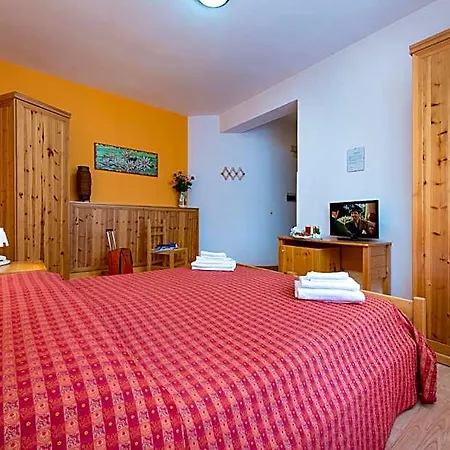 Halimeda Hotel 2*