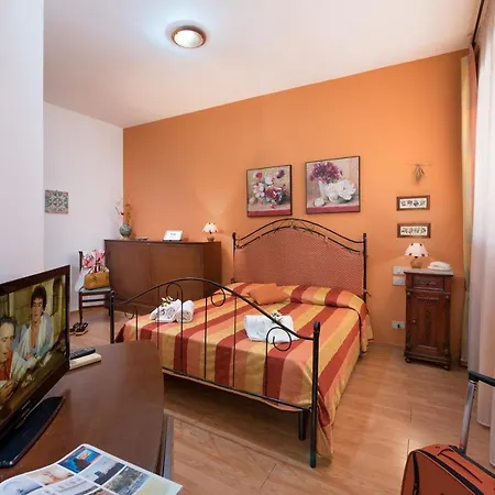 Halimeda Hotel 2*